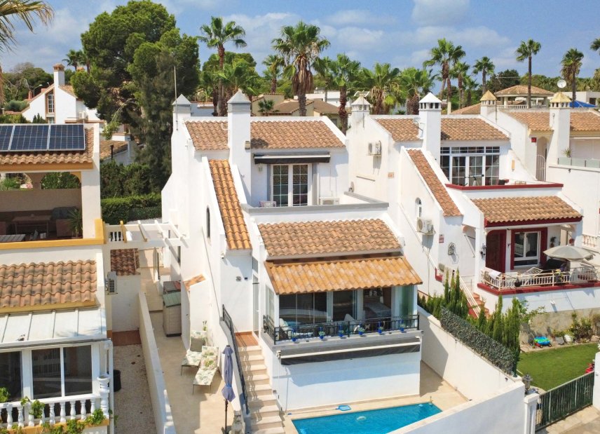 Reventa - Villa -
Orihuela Costa - Villamartín