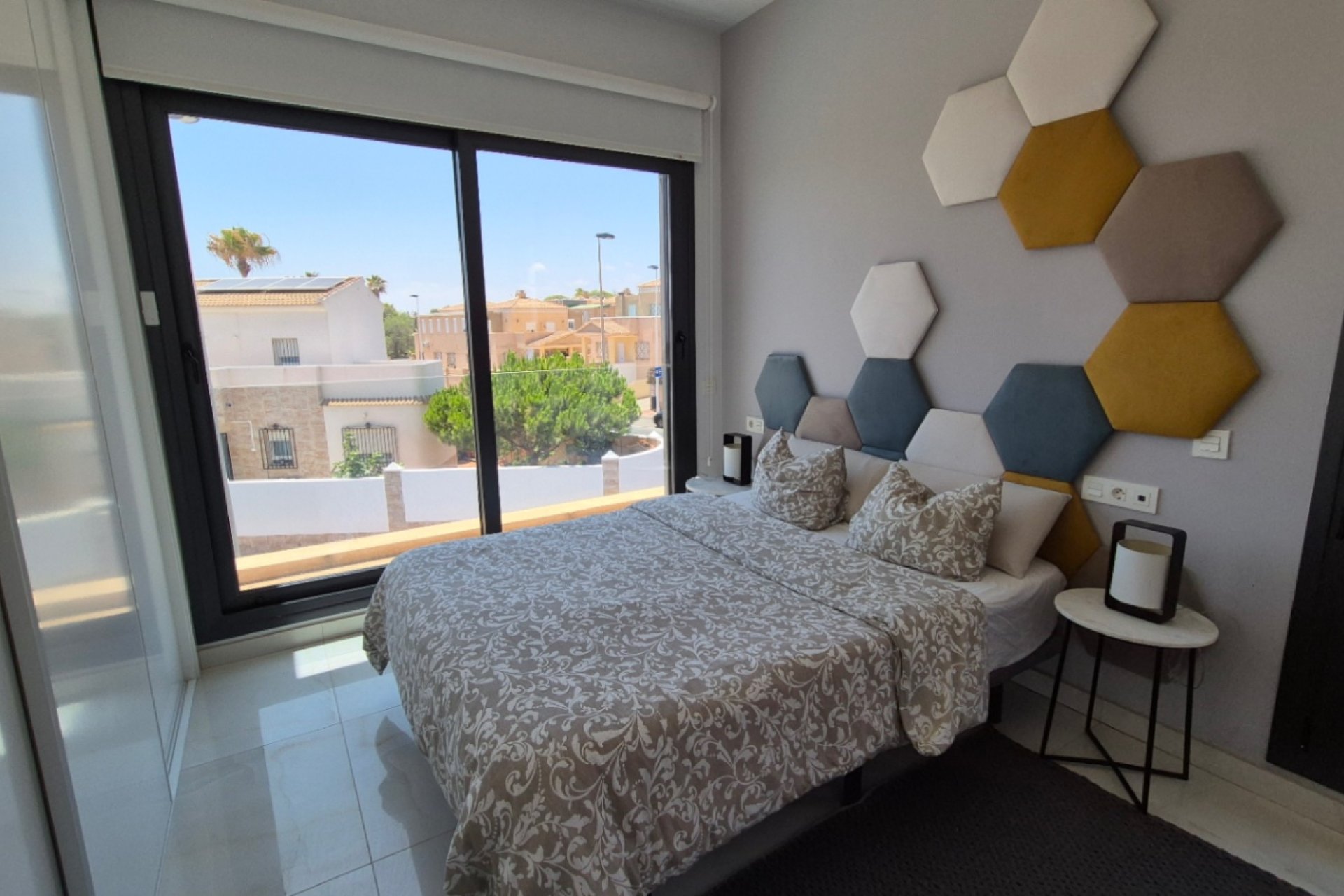 Reventa - Villa -
Torrevieja - Costa Blanca