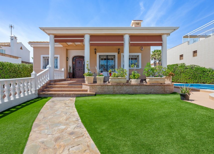 Reventa - Villa -
Torrevieja - La Mata