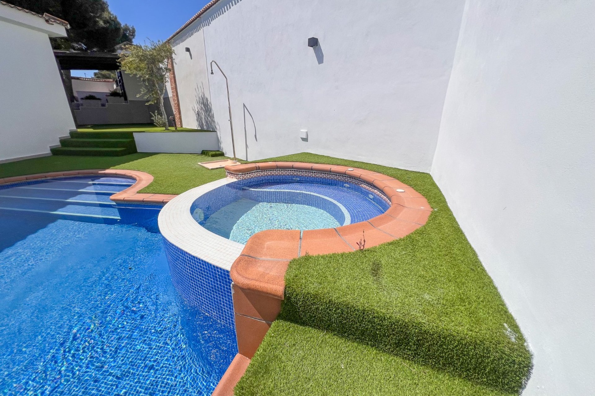Reventa - Villa -
Torrevieja - Los Balcones