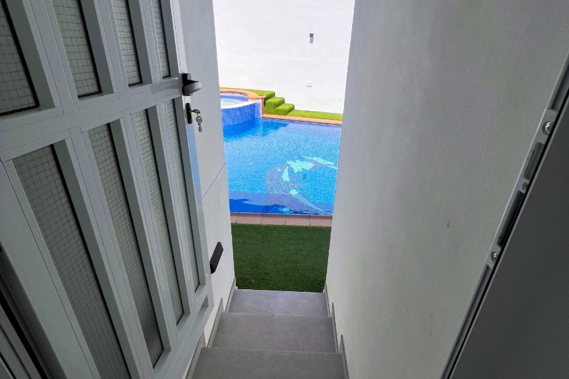 Reventa - Villa -
Torrevieja - Los Balcones