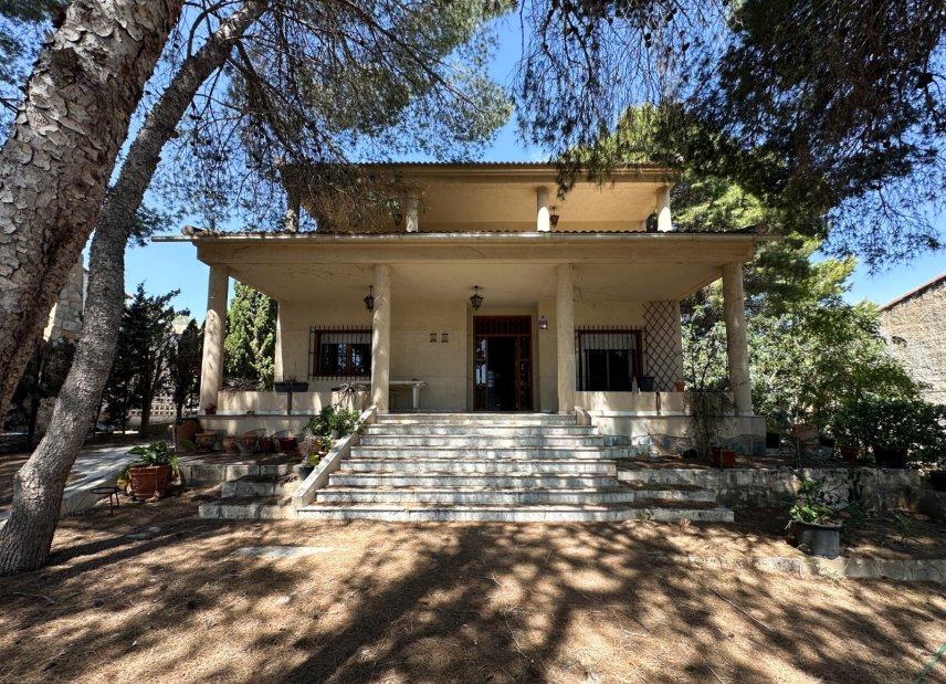 Reventa - Villa -
Torrevieja - Los Balcones