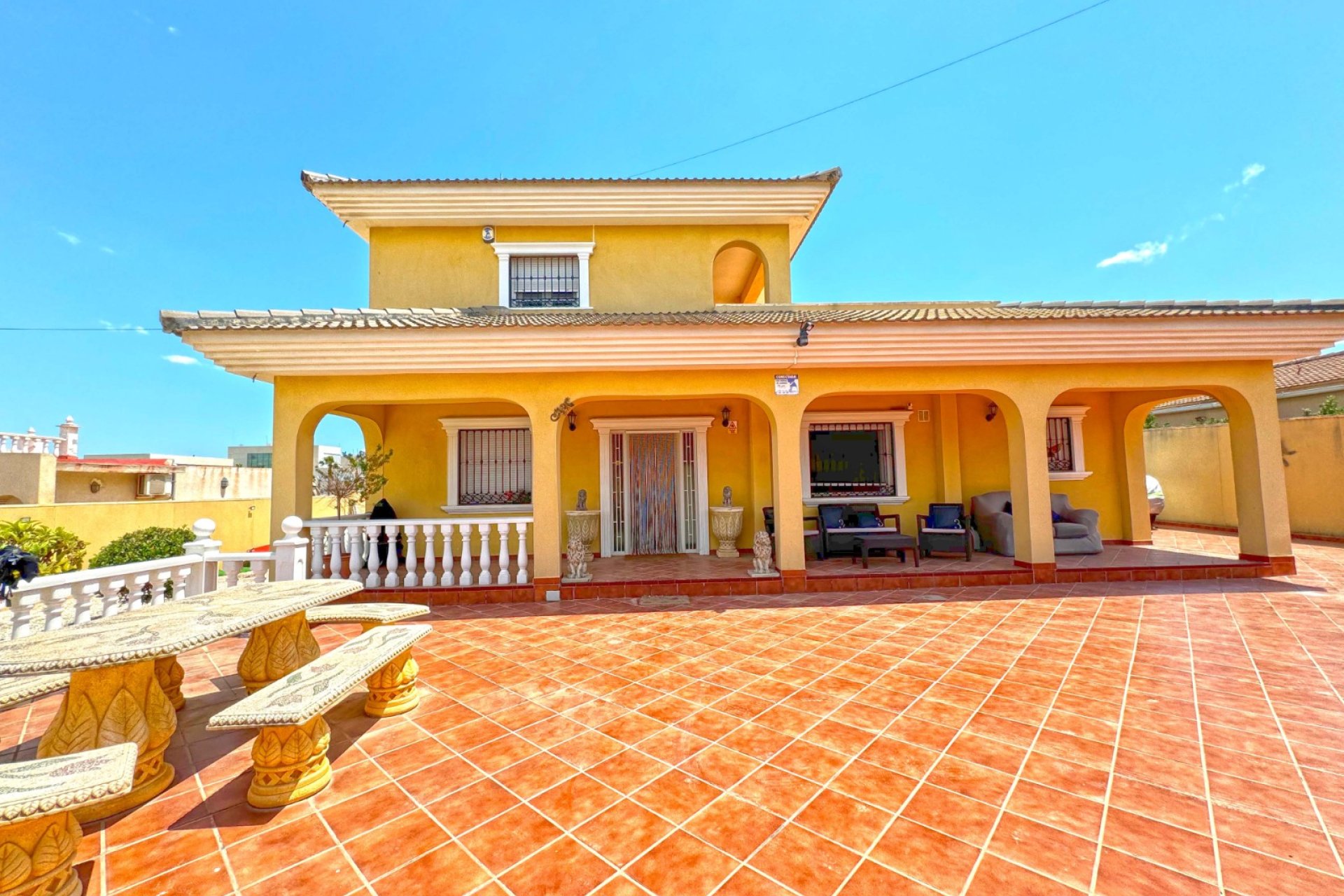 Reventa - Villa -
Torrevieja - Los Balcones