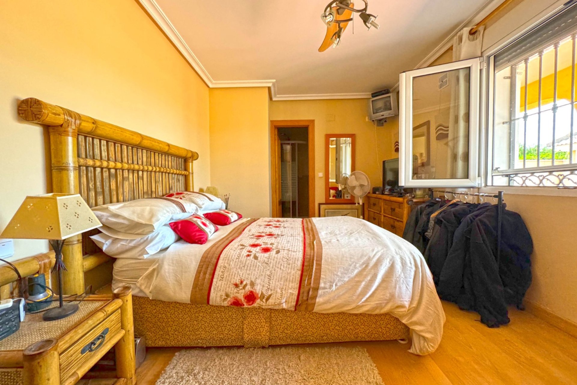 Reventa - Villa -
Torrevieja - Los Balcones