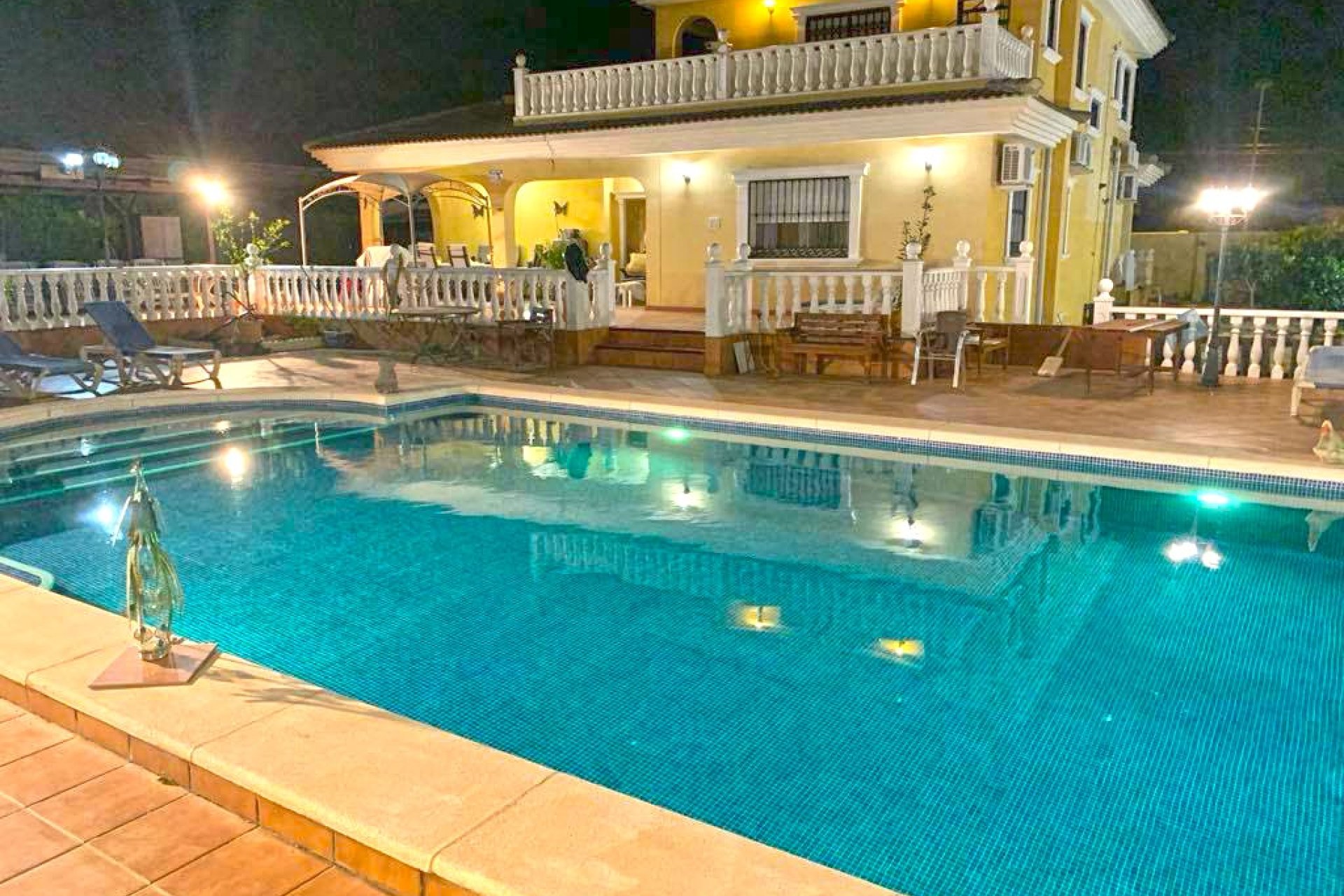 Reventa - Villa -
Torrevieja - Los Balcones