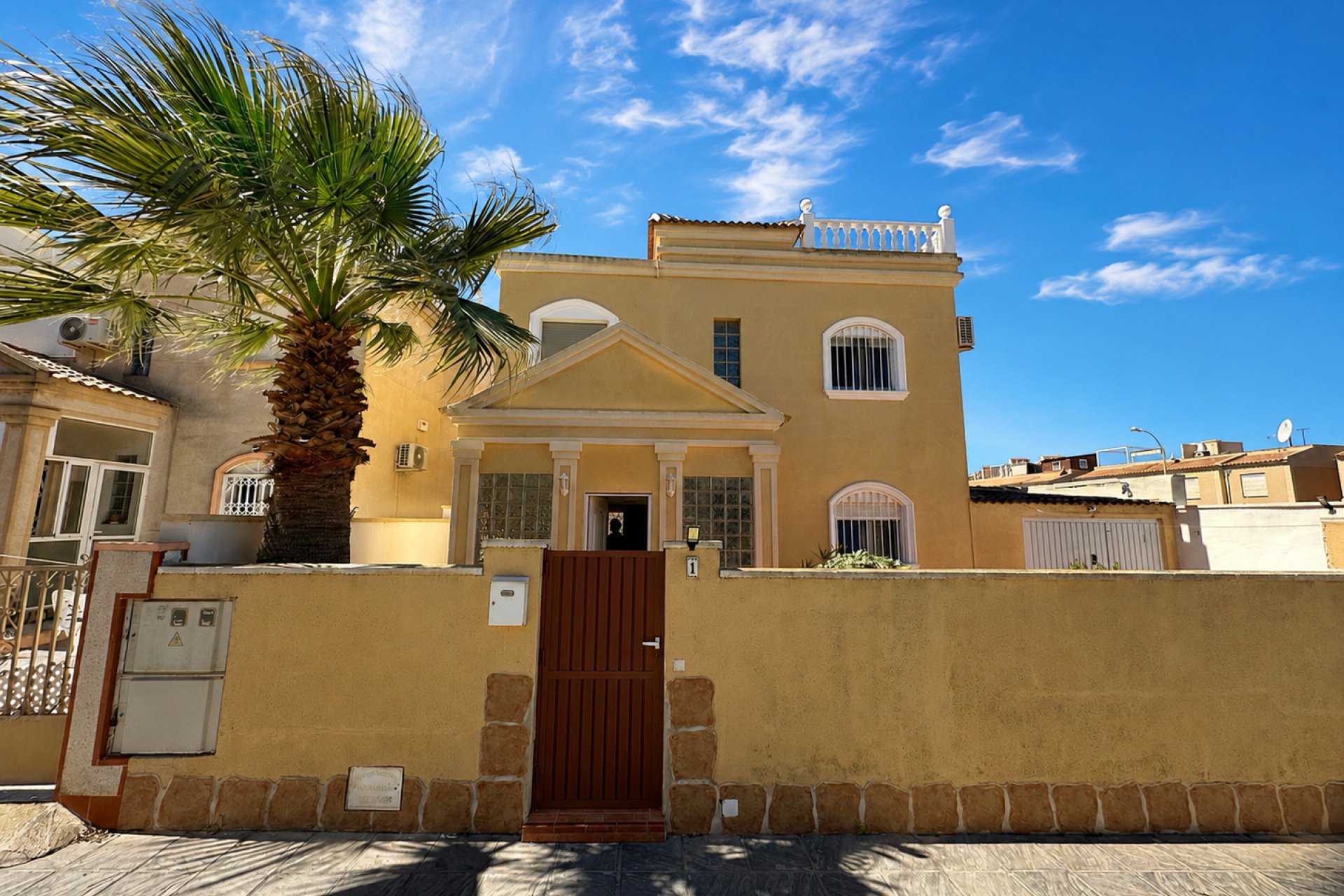 Reventa - Villa -
Torrevieja - Nueva Torrevieja