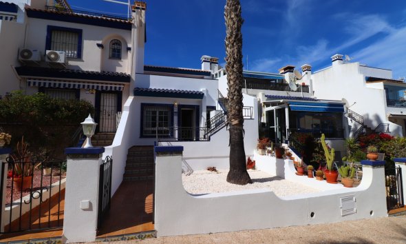 Townhouse - Resale - Orihuela Costa -
                Villamartín