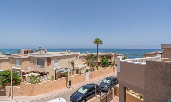 Townhouse - Resale - Torrevieja -
                Cabo Cervera
