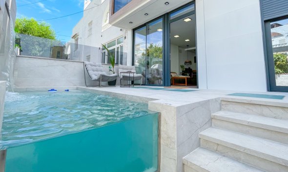 Townhouse - Resale - Torrevieja -
                Nueva Torrevieja - Aguas Nuevas