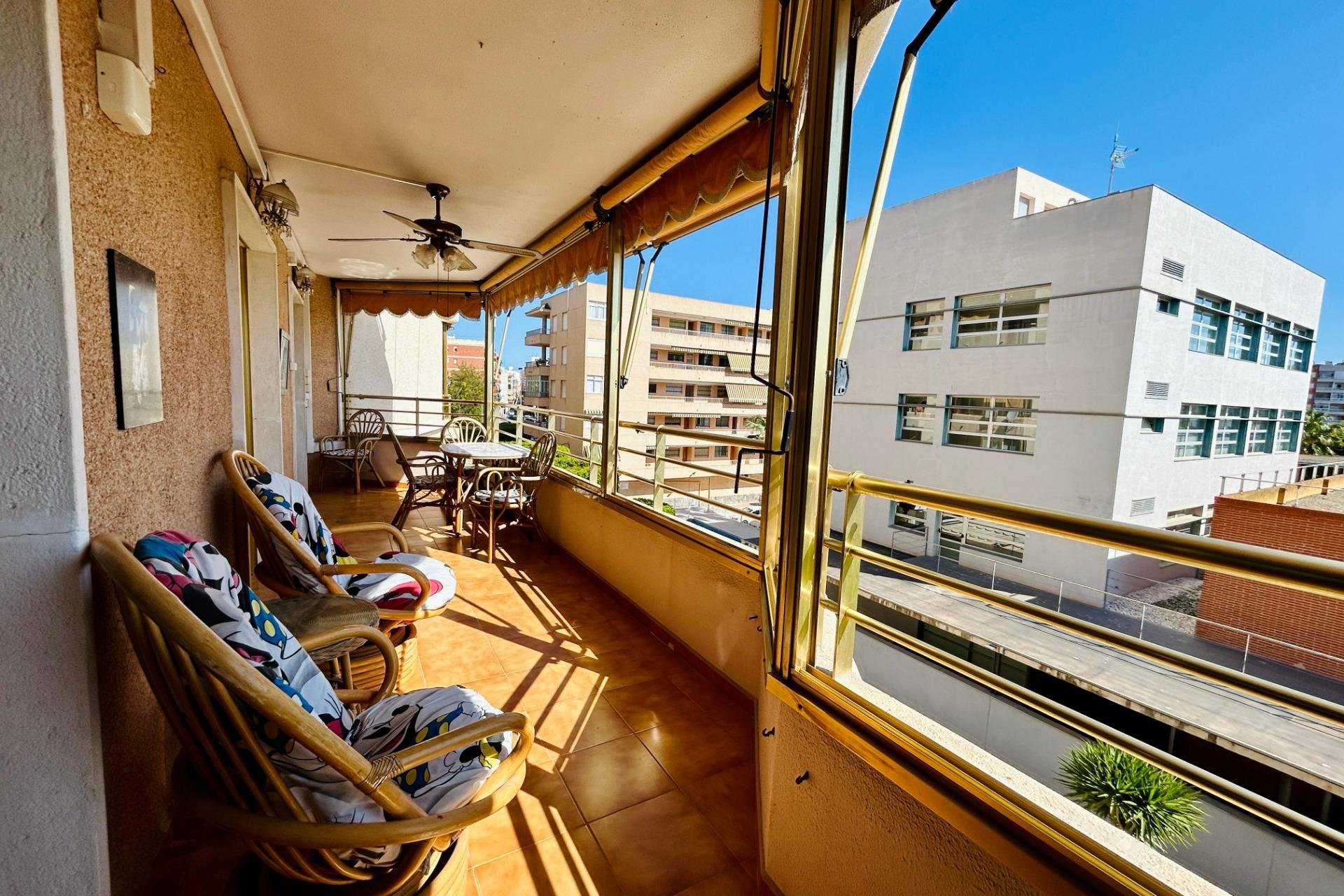 Videresalg - apartment -
Santa Pola - Puerto
