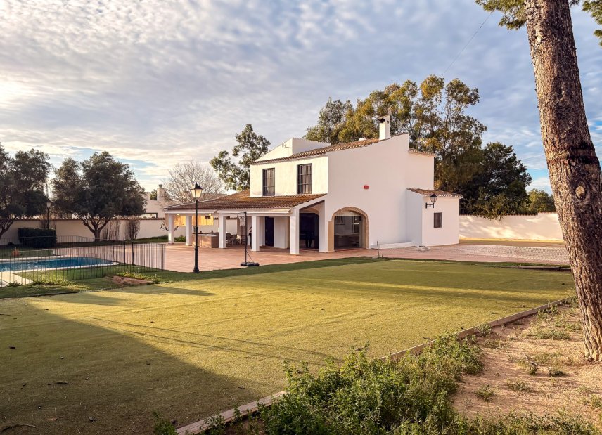 Videresalg - Villa -
Santa Pola - El Poble Llevanti