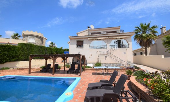 Villa - Gensalg - Ciudad Quesada - Pueblo Bravo