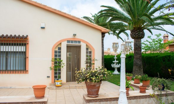 Villa - Gensalg - Orihuela Costa -
                Cabo Roig