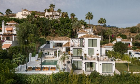 Villa - Resale - Marbella - Los Naranjos de Marbella