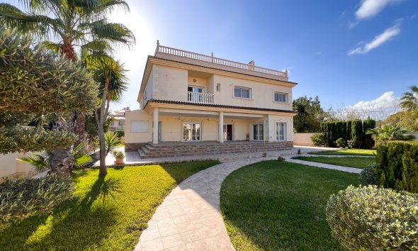 Villa - Resale - Orihuela Costa -
                Orihuela Costa