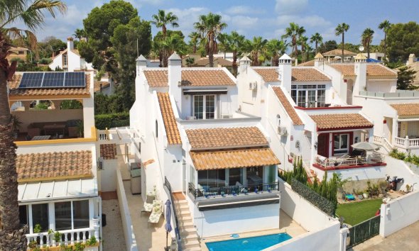 Villa - Resale - Orihuela Costa -
                Villamartín