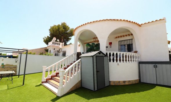 Villa - Resale - Orihuela Costa -
                Villamartín