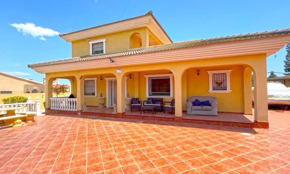 Villa - Resale - Torrevieja - Los Balcones