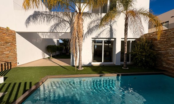 Villa - Reventa - Ciudad Quesada -
                Ciudad Quesada