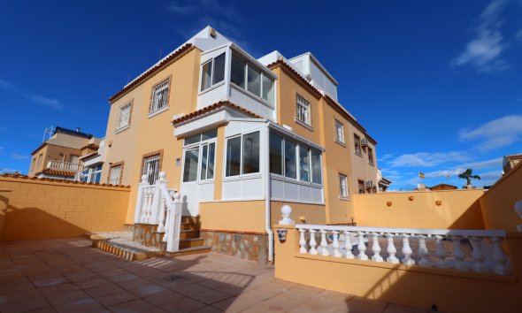 Villa - Reventa - Ciudad Quesada -
                Lo Marabú