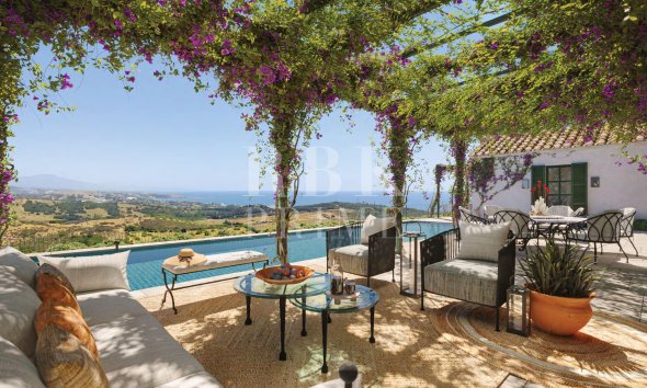 Villa - Reventa - Malaga -
                Casares