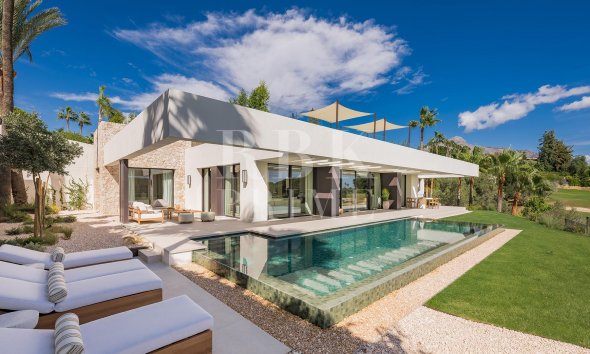 Villa - Reventa - Malaga - Nueva Andalucía