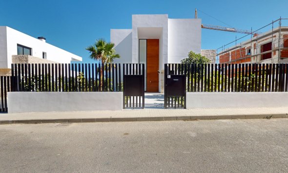 Nybyggeri - detached -
Polop