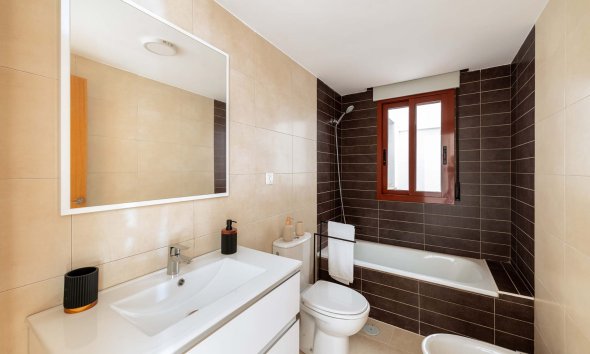 Nybyggeri - apartment -
Jerónimo y Avileses