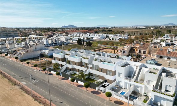 Nybyggeri - low-bungalow -
San Pedro del Pinatar