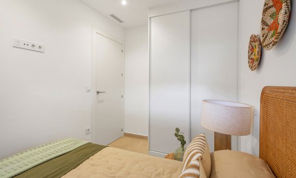 Nybyggeri - low-bungalow -
Los Alcázares