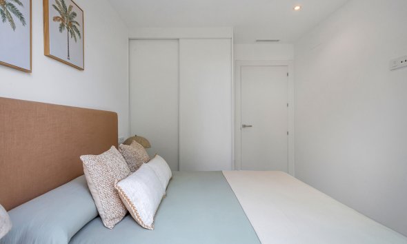 Nybyggeri - low-bungalow -
Los Alcázares
