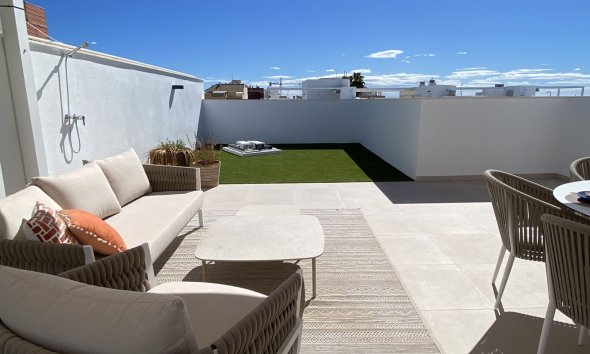Nybyggeri - low-bungalow -
Pilar de la Horadada
