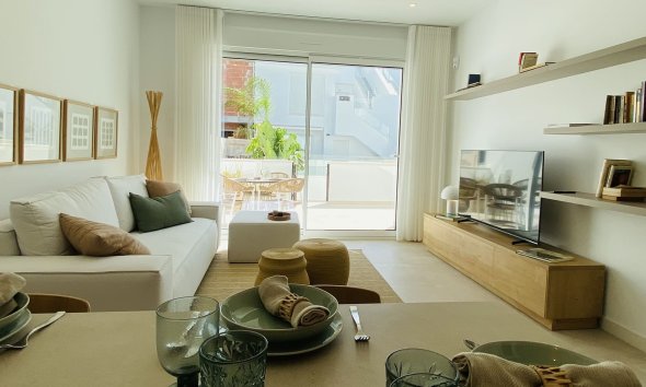 Nybyggeri - low-bungalow -
Pilar de la Horadada