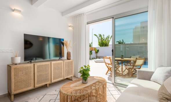 Nybyggeri - low-bungalow -
Dolores