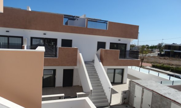Nybyggeri - low-bungalow -
Pilar de la Horadada