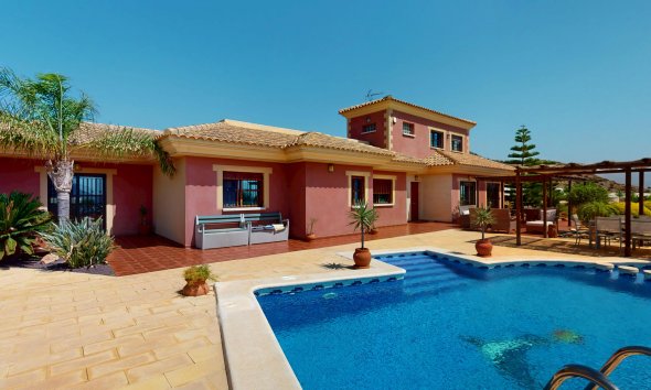 Nybyggeri - detached -
Águilas