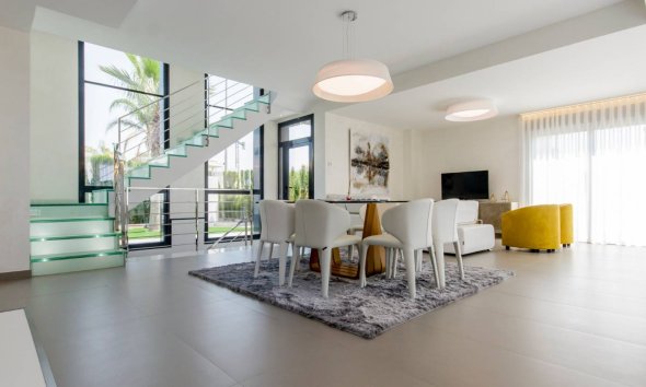 Nybyggeri - Villa -
Dehesa de Campoamor
