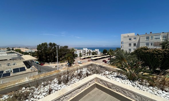Resale - apartment -
Santa Pola - Gran Alacant