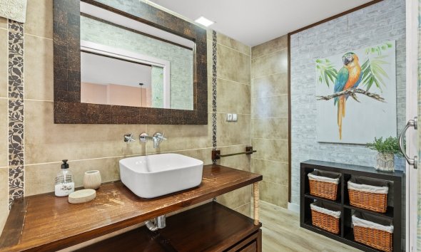 Resale - Villa -
Santa Pola - El Poble Llevanti