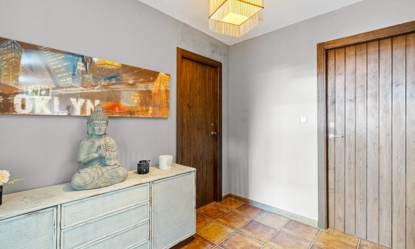 Resale - Villa -
Santa Pola - El Poble Llevanti