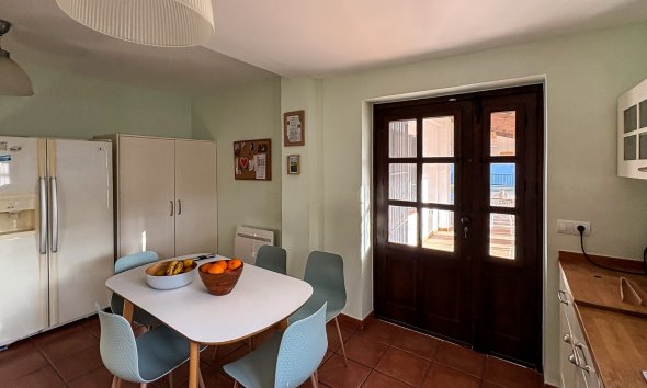 Resale - Villa -
Santa Pola - El Poble Llevanti