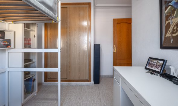 Resale - Villa -
Santa Pola - Gran Alacant