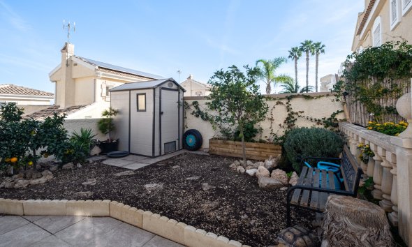 Resale - Villa -
Santa Pola - Gran Alacant