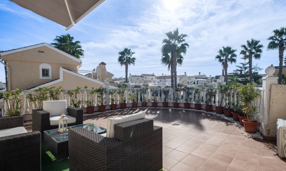 Resale - Villa -
Santa Pola - Gran Alacant