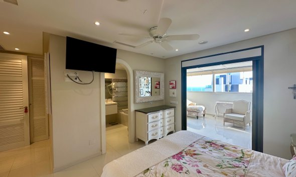 Resale - apartment -
Guardamar del Segura - Marjal Beach