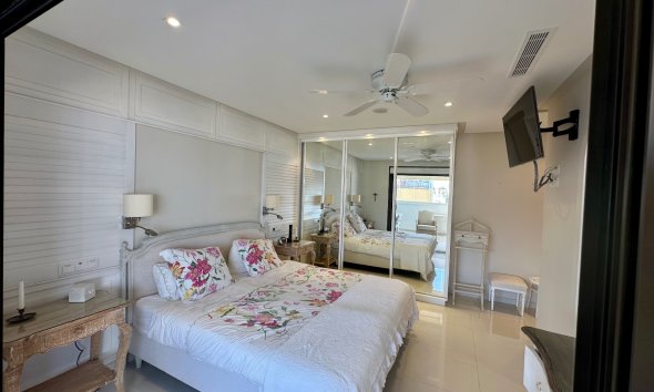 Resale - apartment -
Guardamar del Segura - Marjal Beach
