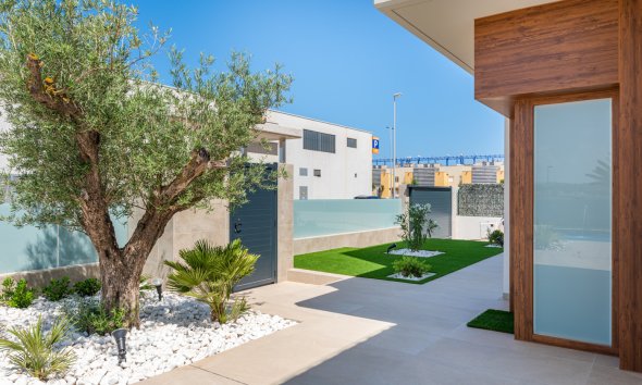 Nybyggeri - Villa -
Dehesa de Campoamor
