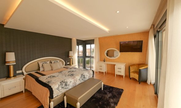 Nybyggeri - Villa -
Torrevieja