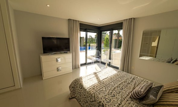 Nybyggeri - Villa -
Torrevieja
