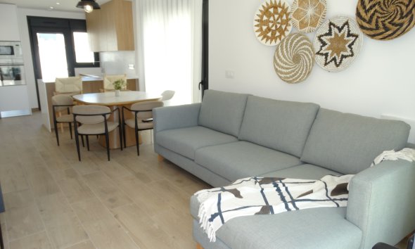 Nybyggeri - low-bungalow -
Pilar de la Horadada